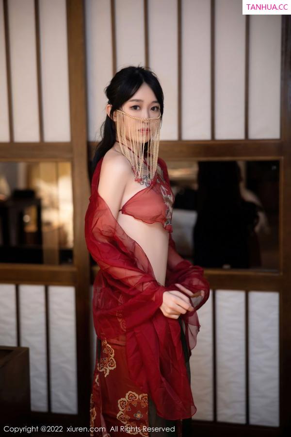 小奶瓶呜呜  [XiuRen]高清写真图 2022.08.25 No.5527 奶瓶第2张图片